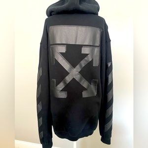 OFF-WHITE Hooded Sweatshirt. SZ Small